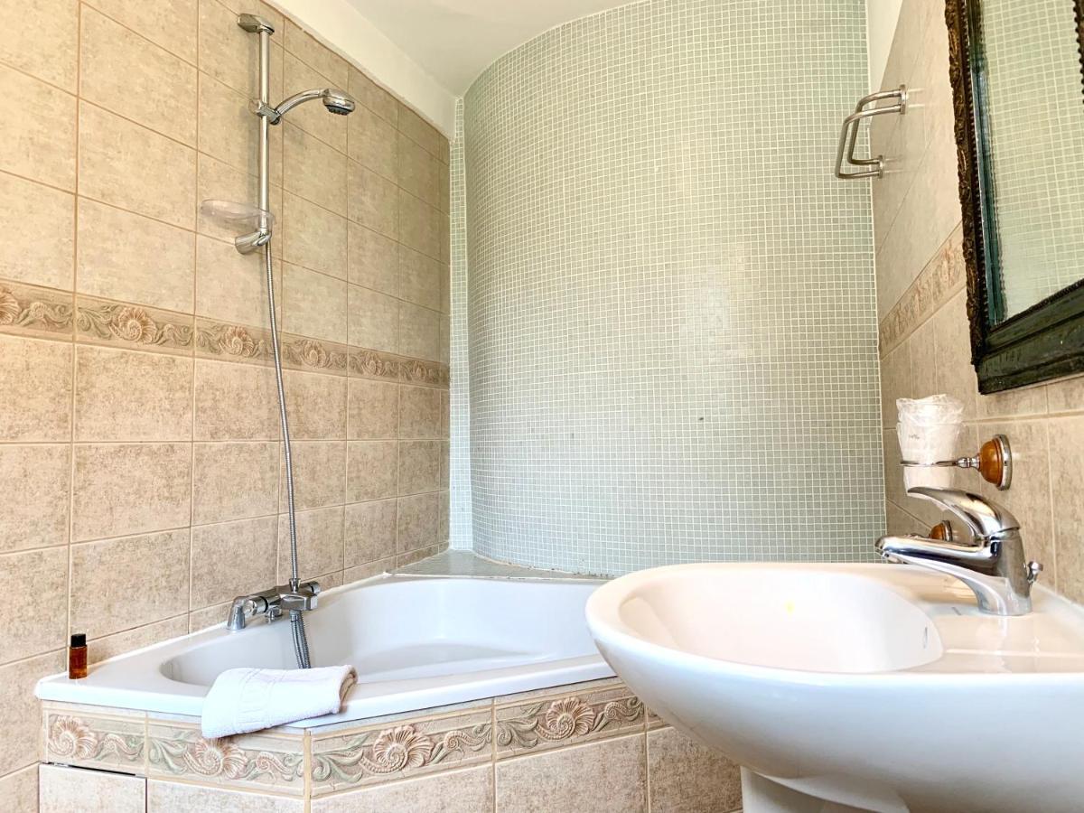 B&B La Tour Blanche Forest-Montiers Экстерьер фото